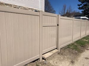 VINYL FENCES ALL YOU NEED TO KNOW